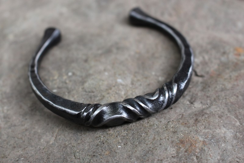 Iron Bracelet Vikings Canada